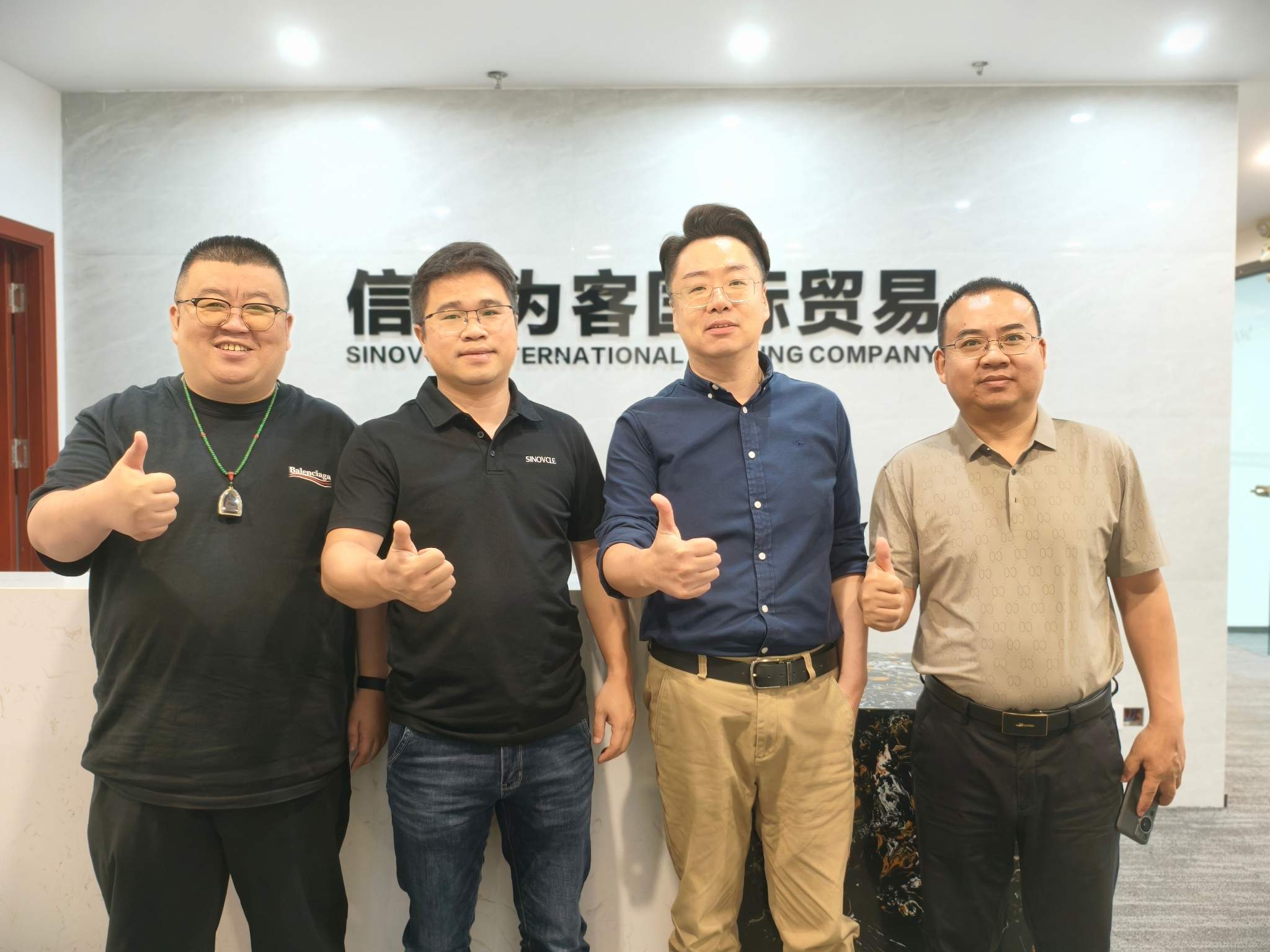 Sinovcle Signs Strategic Agreement with Hubei Xinchufeng Motor Vehicle for Exclusive West Africa Distribution