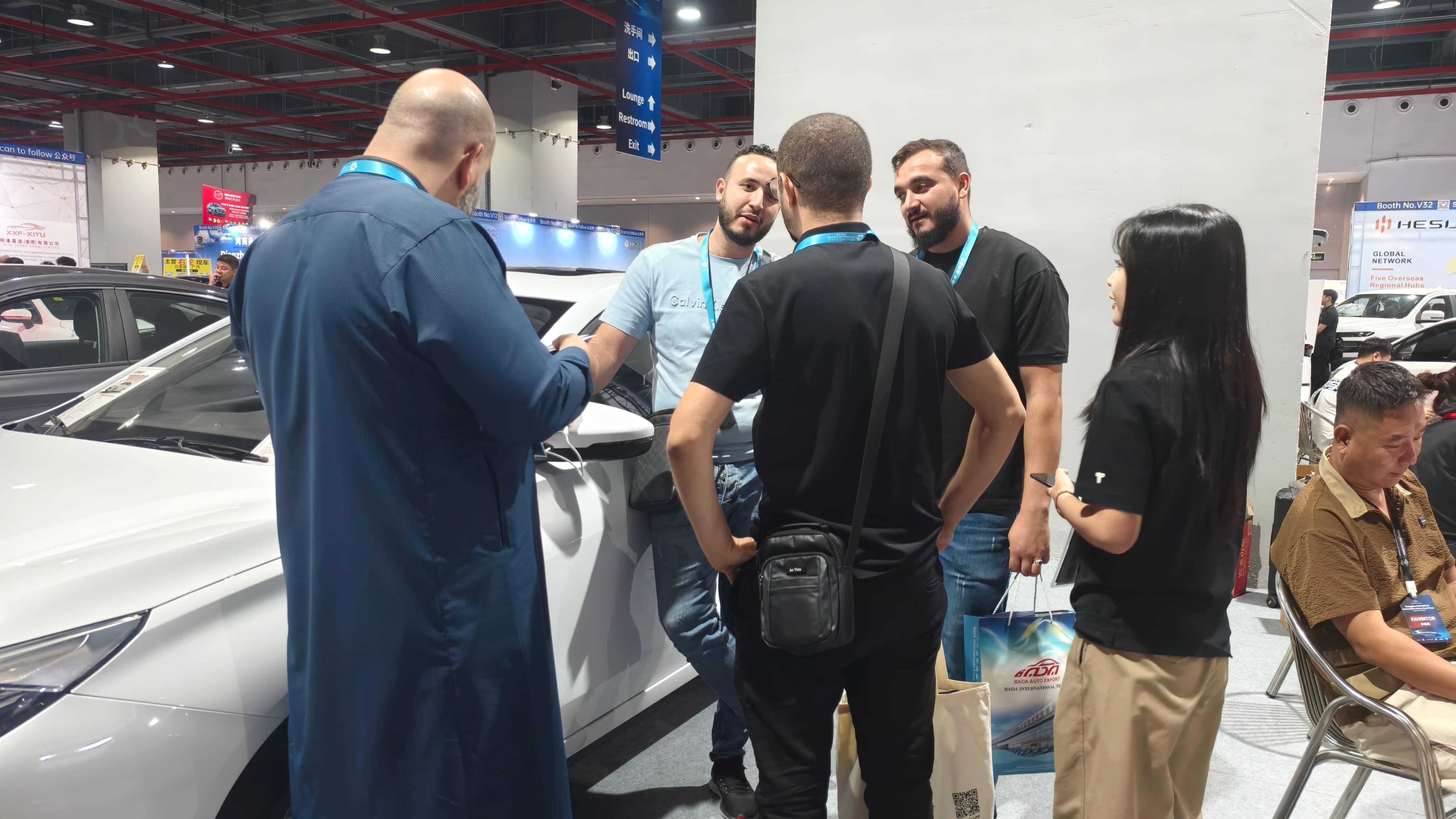 Sinovcle Welcomes Global Buyers at Guangzhou Auto Export Expo Sinovcle Welcomes Global Buyers at Guangzhou Auto Export Expo